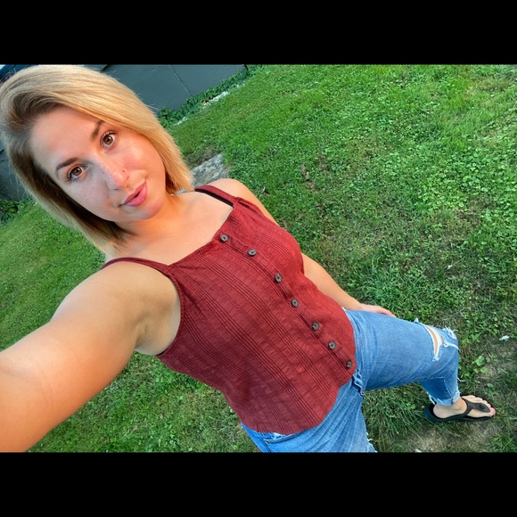 Meet your Posher, Megan - Picture 6 of 11